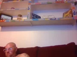 Screen Grab from kevvo1029