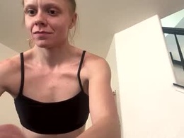 Screen Grab from khloemariexox