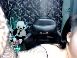 Screen Grab from kianna_schmitz