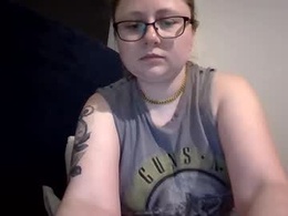 Screen Grab from kiara34d