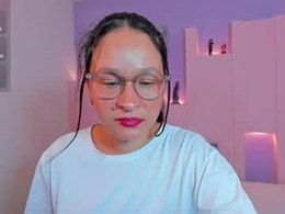 Screen Grab from kiaramoon1