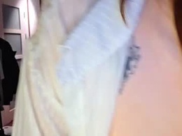 Screen Grab from kiki__tiki