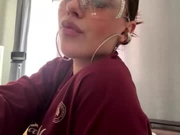 Screen Grab from kikkimal