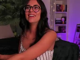 Screen Grab from kimi_ko__