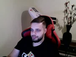 Screen Grab from kingadonisss