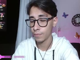 Screen Grab from kingdanny_8