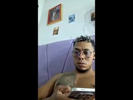 Screen Grab from kingleo2205