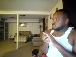Screen Grab from kingnqueen5