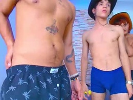 Screen Grab from kinkyhousexxx
