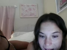 Screen Grab from kinsleyxoxo