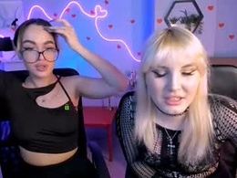 Screen Grab from kira_kisses_