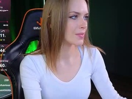 Screen Grab from kira_noir_