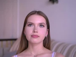Screen Grab from kiss_kay