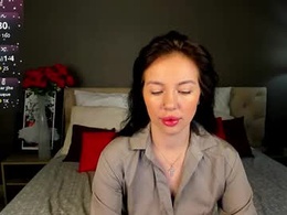 Screen Grab from kissi_katyy