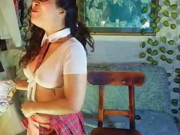 Screen Grab from kitty_bloom2