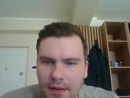 Screen Grab from klari_fun