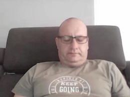 Screen Grab from konsty17