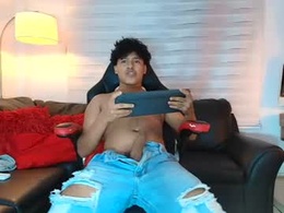 Screen Grab from kristhofer_levis_