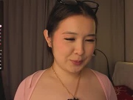 Screen Grab from krystynakorns