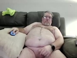 Screen Grab from kurtdrreddragon1