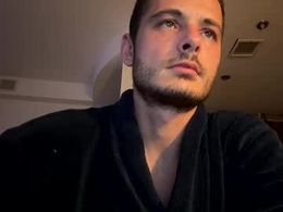 Screen Grab from kyravee