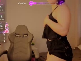 Screen Grab from kyyliie_fox
