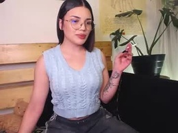 Screen Grab from la_briela