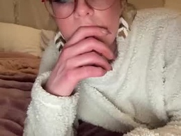 Screen Grab from laceluxleather