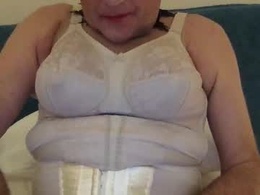 Screen Grab from lacylegs