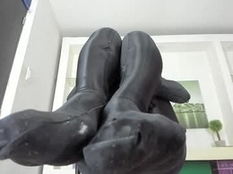 Screen Grab from lala_pantyhose