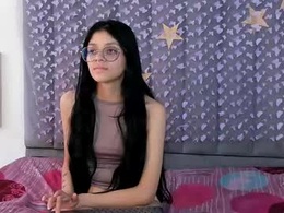 Screen Grab from lana_dol