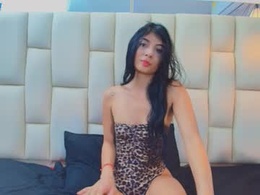 Screen Grab from lana_sliim