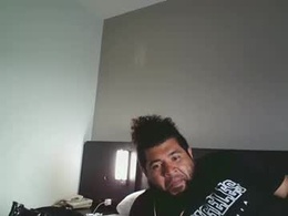 Screen Grab from laquail