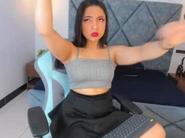 Screen Grab from lara_crofftt