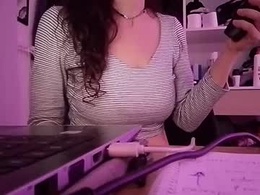 Screen Grab from larafox22