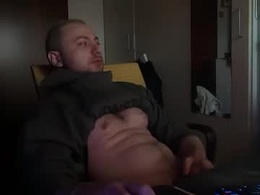 Screen Grab from largeitaliand