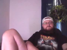 Screen Grab from larsojag86
