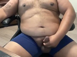 Screen Grab from latinbearchub34
