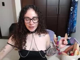 Screen Grab from laura_anal_