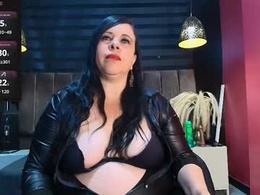 Screen Grab from laura_wallets