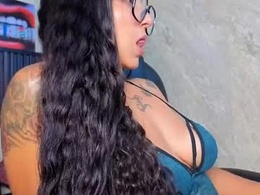 Screen Grab from lauryn__brown