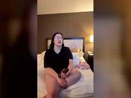 Screen Grab from lauvlylu