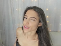 Screen Grab from layla__21