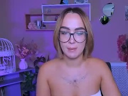 Screen Grab from layla_moon1