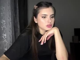 Screen Grab from laylachinskey