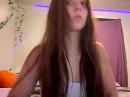 Screen Grab from laylakutiex