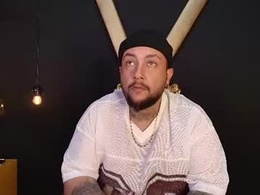 Screen Grab from leoboss_