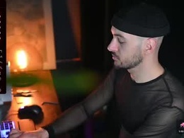 Screen Grab from leonardo_grande