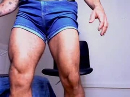 Screen Grab from leonel_sanchez1