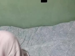 Screen Grab from letitiaboteler